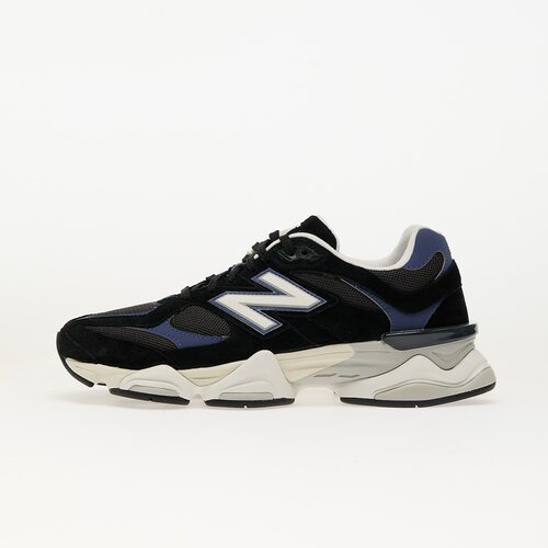 New Balance Sneakers 9060 Black EUR 44 Cene