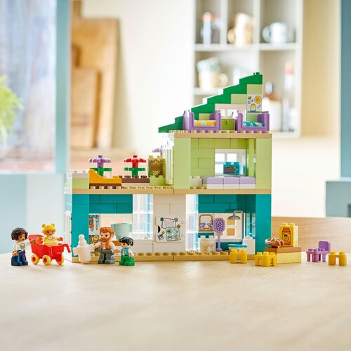 Lego duplo - 3 u 1 savremena porodična kuća sa figurama (10470) Slike