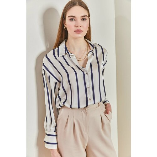 Bianco Lucci Women's Striped Satin Shirt with Cuff Sleeves Cene