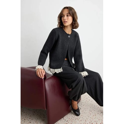 TRENDYOLMILLA Trendyol ženski duks Brode Lace Detailed Soft Textured Knitwear Cardigan, antracit Cene