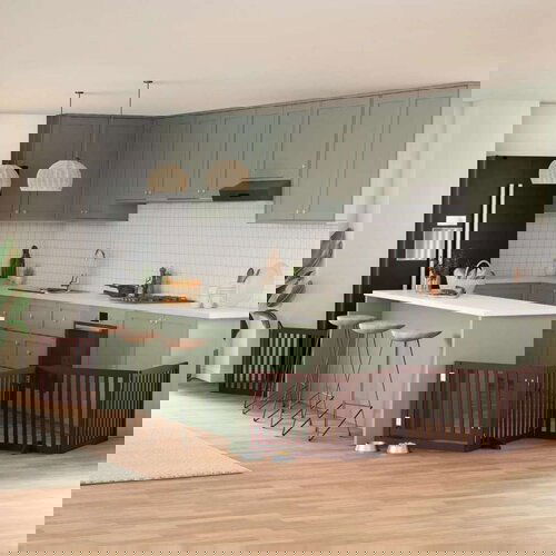 vidaXL Ograda za pse z vrati zložljiva 6 panelov rjava 480 cm les Cene