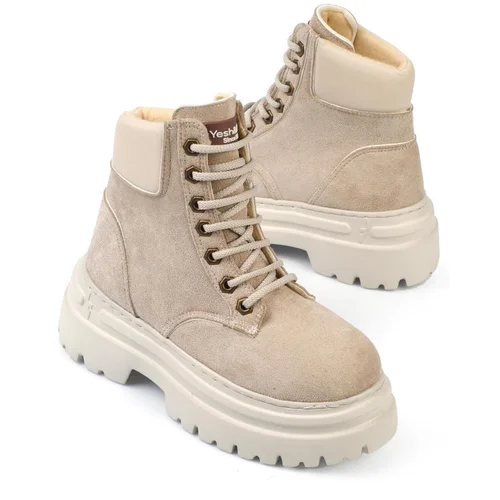 Capone Outfitters Capone Women's Round Toe Boots With Trash Sole and Lace-Up.