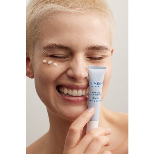 Lumene Nordic Sensitive [HERKK&amp;Auml;] krema za predel okoli oči za občutljivo kožo 15 ml Slike