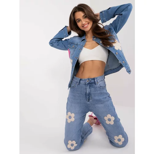 Fashion Hunters Blue straight jeans with appliqués