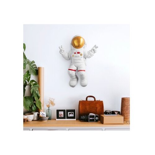 WALLXPERT Zidna dekoracija Znak mira Astronaut 1 Cijene