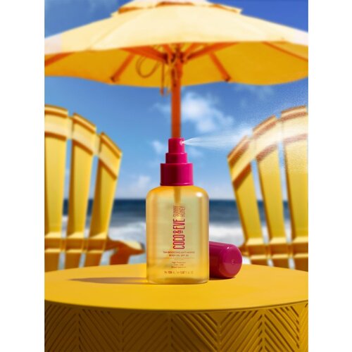 Coco &amp;amp; Eve Sunny Honey Tan Boosting Anti-Aging Body Oil SPF 30 za&amp;scaron;čitno olje za pospe&amp;scaron;itev porjavelosti proti staranju kože SPF 30 150 ml Slike