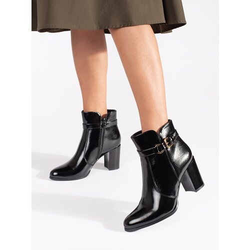 Sergio Leone Black patent heeled boots by Slike