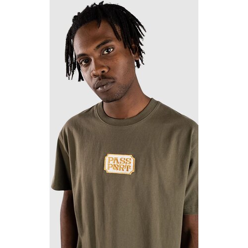 Pass Port Yearbook Logo T-shirt olive Slike