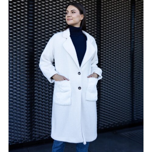 Gemre Long white coat with plush pockets Badra Cene