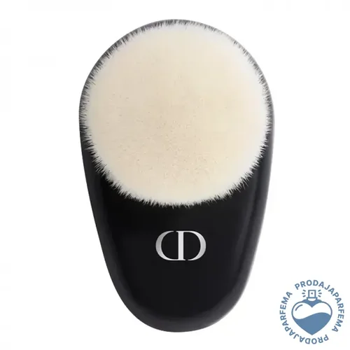 Dior Backstage Face Brush N°18