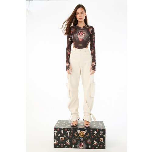 Trendyol X Zeynep Tosun Ecru Cargo Pocket Detailed Jeans Slike