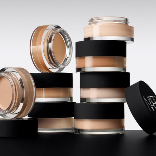 Nars SOFT MATTE Complete Concealer matirajoči korektor za polno prekrivanje odtenek NOUGATINE 6 g Slike