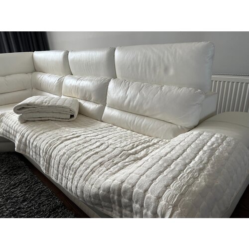Viktorija Leskovac set prekrivač trodelni Cream Slike