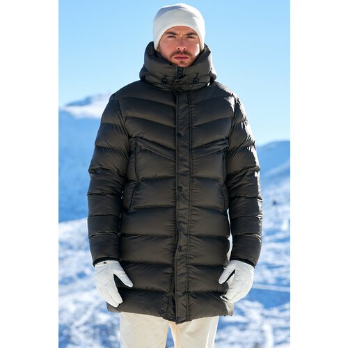 River Club Men's Hooded Water and Windproof Khaki Inflatable Fiber Filled Long Winter Coat, Parka Coat. Slike