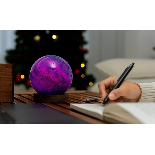 Gingko LED namizna svetilka v temni naravni barvi s steklenim senčilom (vi&amp;scaron;ina 13 cm) Galaxy Breeze &amp;ndash; Slike