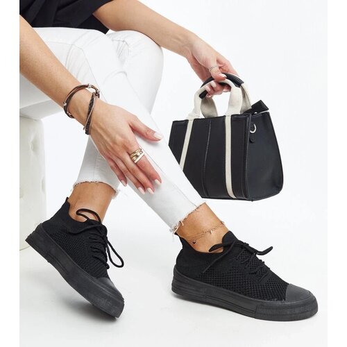D/CEO White trainers Justar Slike