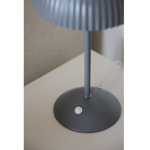 Marksl&amp;ouml;jd Siva metalna stolna lampa (visina 33,5 cm) Zin &amp;ndash; Slike