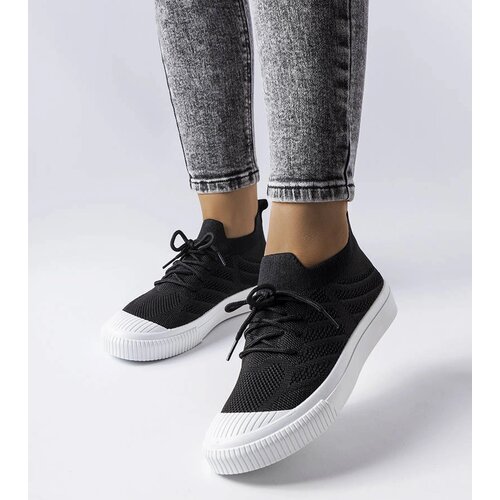 Gemre Black sneakers made of elastic Polaire material Cene