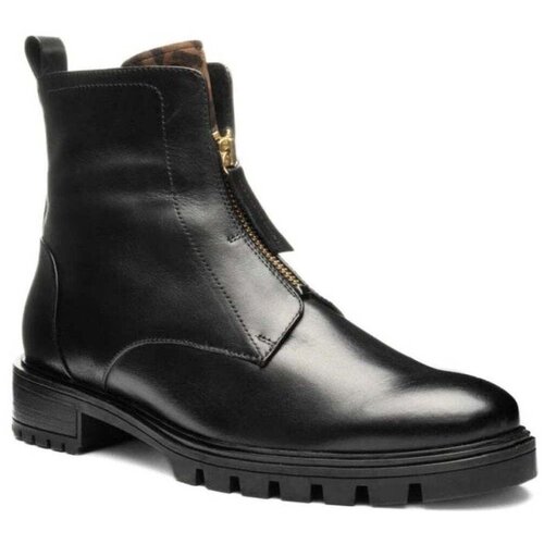 Ara Gležnjarji - Črna Slike