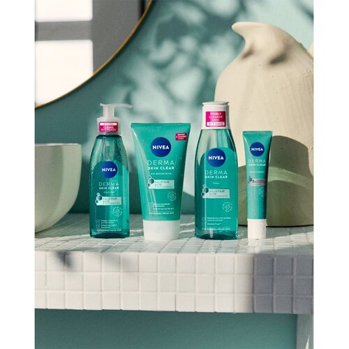 Nivea Derma Skin Clear Wash Gel čistilni gel za problematično kožo 150 ml za ženske Cene