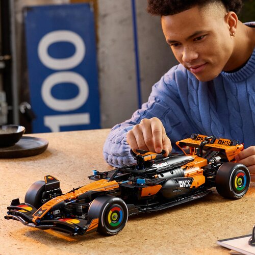 Lego Technic - Dirkalnik McLaren MCL39 F1&amp;reg; (42228) Slike