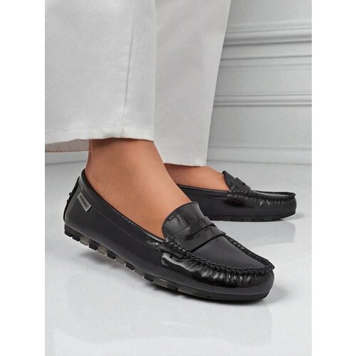 Resti Women's Cyra Nero Moccasins made of patent eco-leather, classic Italian style Cene