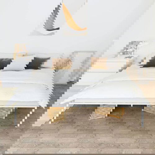Metalni okvir za krevet bijeli 200x200 cm Slike