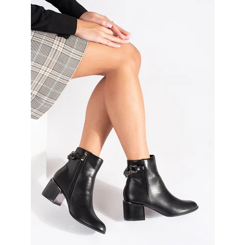 GOODIN Women's black boots with an elegant heel