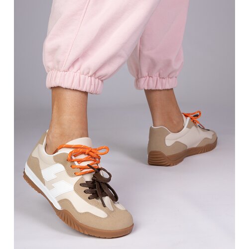 D/CEO marka niezdefiniowana Beige canvas sneakers with colorful laces Bekki Cene
