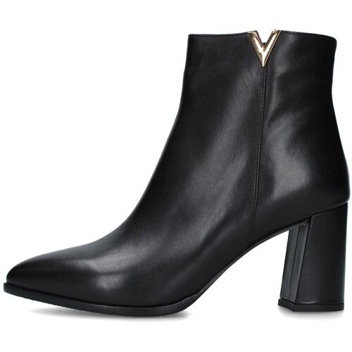 Anita Gležnjarji 612 Črna Cene