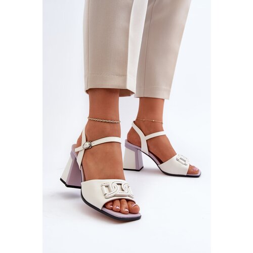 Kesi Elegant high-heeled sandals with embellishment, white D&amp;amp;A Slike