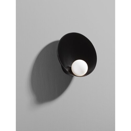 Nova Luce Mat crna željezna zidna lampa Minim &amp;ndash; Slike