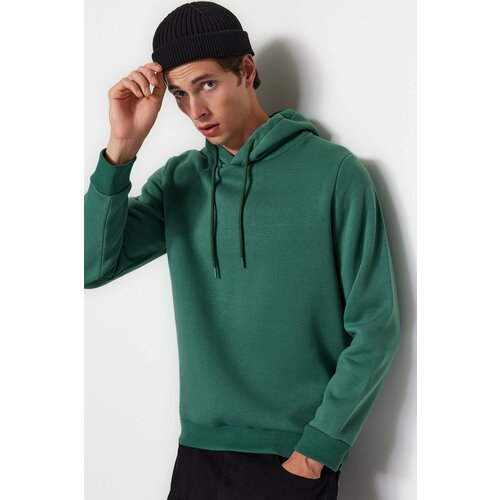 Trendyol Green Men's Regular/Regular Fit Hoodie, Basic Tag Detail, and a Soft Pile Inside Cotton Sweatshirt. Cene