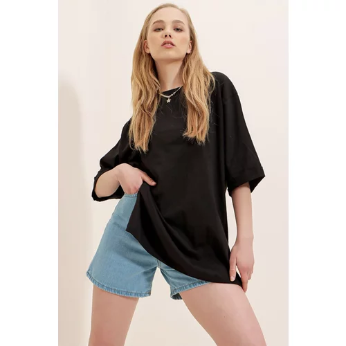 Trend Alaçatı Stili Women's Black Crew Neck Double Sleeve Oversize Cotton Basic T-Shirt