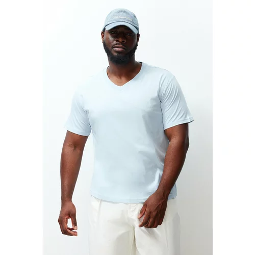 Trendyol Plus Size Light Blue Men's Slim/Fit-Right V-Neck 100% Cotton Comfort T-Shirt