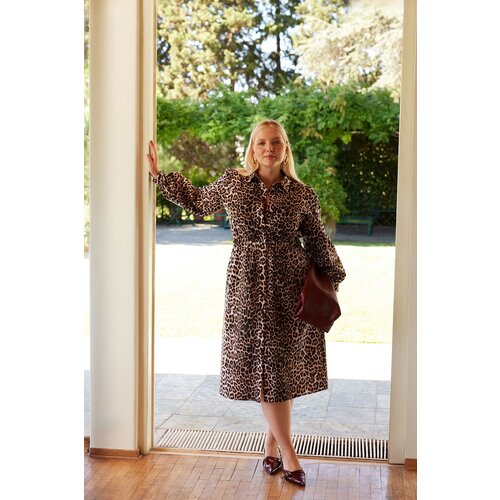 Trendyol Curve Multicolored Long Sleeve Leopard Patterned Elastic Waist Gabardine Woven Plus Size Dress Slike