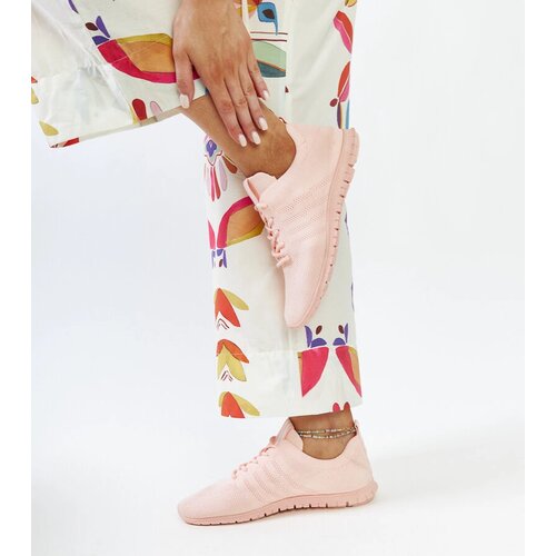 Gemre Pink Shukornia sports sneakers Slike