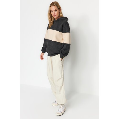Trendyol Anthracite Thick Fleece Interior Color-blocked Oversize/Wide Fit Hooded Knitted Sweatshirt Slike