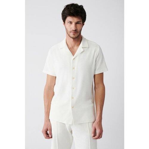 Avva White Clarified Collar Short Sleeved Cotton Regular Fit Terry Shirt. Slike