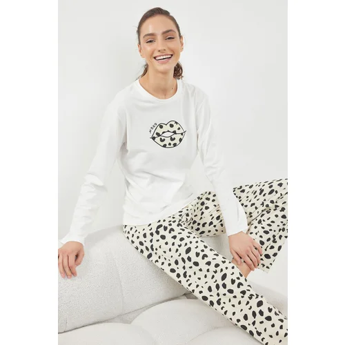 Trendyol White-Multicolor Animal Single Jersey Knitted Pajama Set