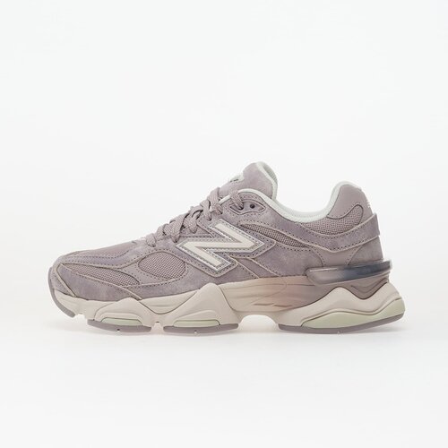 New Balance Sneakers 9060 Truffle Salt/ Sea Salt EUR 43 Slike