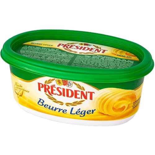 President Mlecni namz light slani 250g Cene