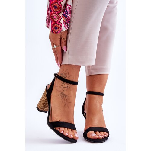 Kesi Suede sandals on knitted heels black selilla Slike