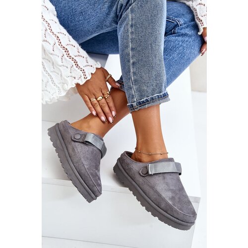 Kesi Women&amp;#039;s insulated slippers with fur on a platform gray Azida Slike