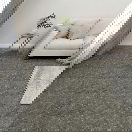 VidaXL Samolepilne talne plo&amp;scaron;če 55 kosov PVC 5,11 m&amp;sup2; sive Slike