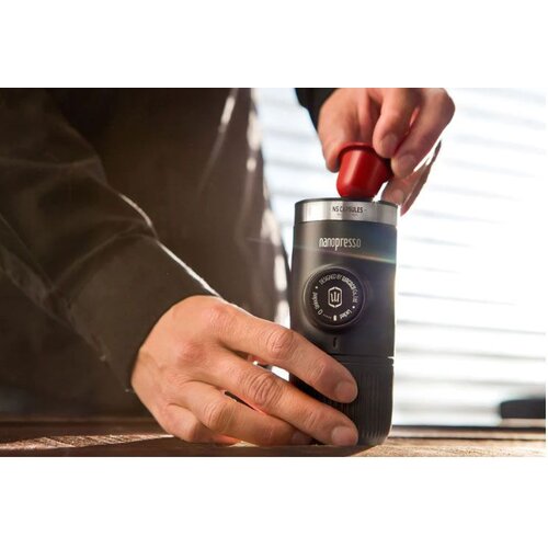  WACACO&amp;nbsp;NANOPRESSO GRAY + ADAPTER NESPRESSO Slike