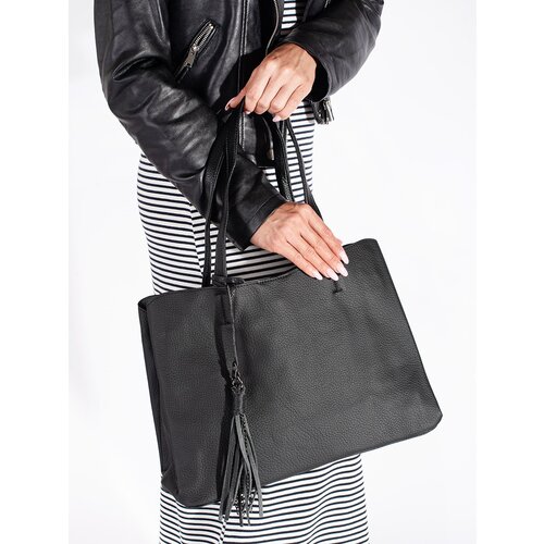 Shelvt Black large bag with tassels Cene