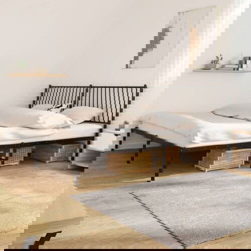 Metalni okvir za krevet s uzglavljem crni 193x203 cm Slike