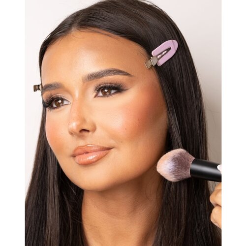 Brushworks Bronzer Brush čopič za bronzer vrsta NO. 10 1 kos Slike