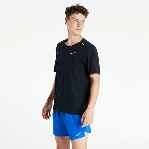 Nike Dri-FIT Rise 365 T-Shirt